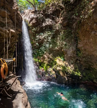 Rincon de la Vieja Volcanic Tour